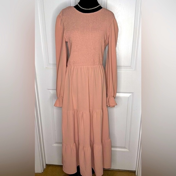Dusty Pink Long Sleeve Maxi Dress with a Bohemian Relaxed Fit Flow. NWOT - Picture 3 of 6